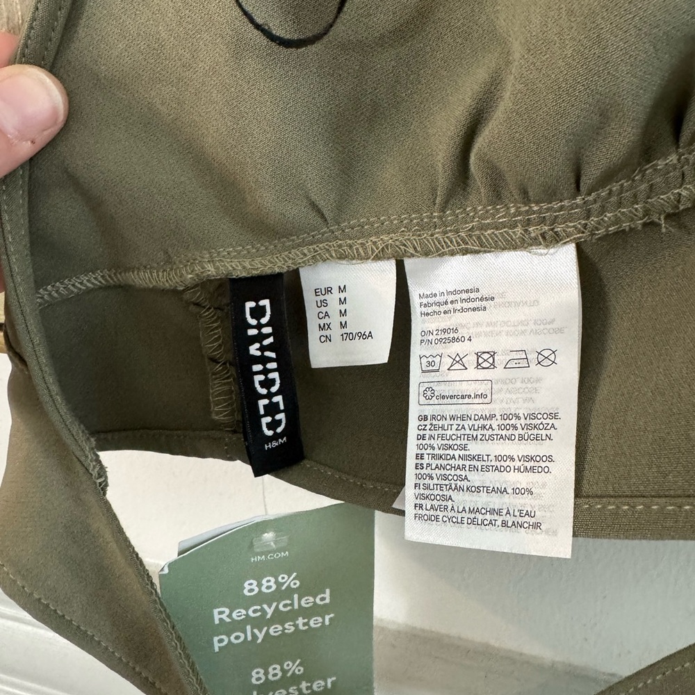 H&M DIVIDED Army Green Crossfront Halterneck Crop Top Size M - Picture 7 of 7